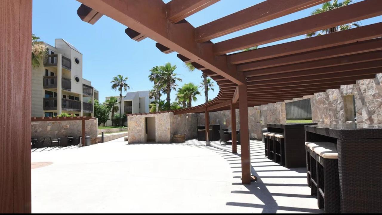 Ferienwohnung Ocean Breeze Retreat 2Bed 2Bath, Heated Pool! South Padre Island Exterior foto